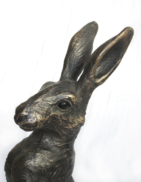 Medium Upright Alert Hare